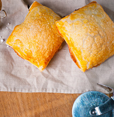 Puff with berry filling