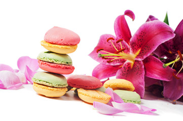Lily and macaron cookies