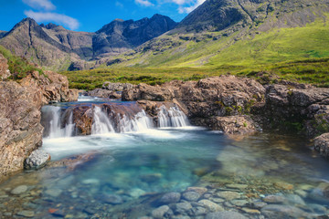 Fototapeta na wymiar Small waterfall on the Isle of Skye in Scotland