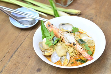 Hot and spicy instant noodle