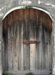 vieille porte fermée
