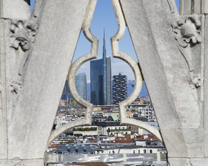 Milano, grattacieli visti dal Duomo - 79399513