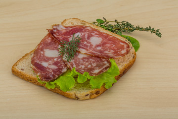 Salami sandwich
