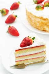 cake with cream and strawberries