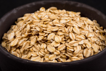 oat flakes in a bowl