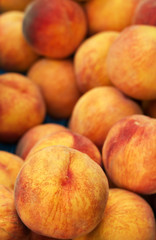 Fototapeta na wymiar Organic Peaches