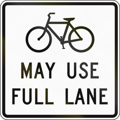 United States traffic sign: Bikes may use full lane