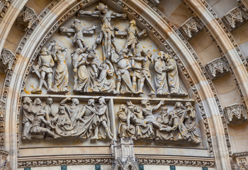 Fototapeta na wymiar Veitsdom - Kathedrale in Prag