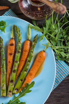clean eating,grilled carrots and asparagus with honey glaze