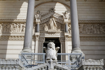 Entrée de la Basilique de Fourvière