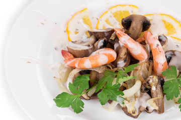 Shrimp salad with mushrooms.