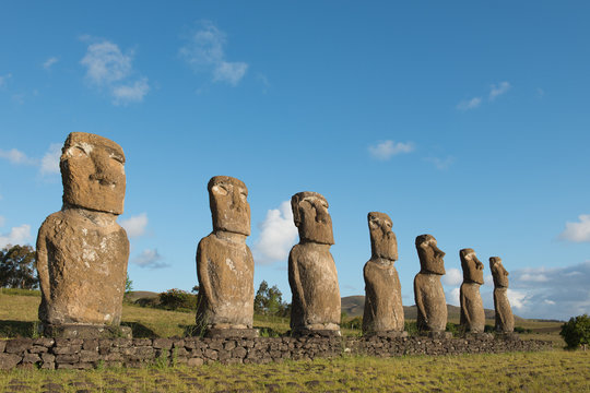 Moai (Osterinsel, Rapa Nui)