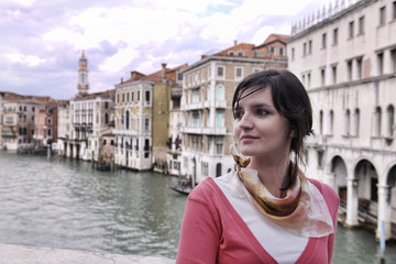 Fototapeta na wymiar Beautiful woman in Venice