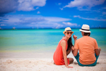 Fototapeta na wymiar Young couple on tropical beach
