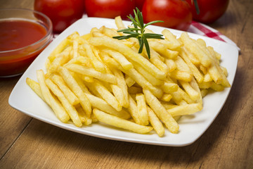 Patatas recién fritas