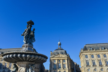 Fototapeta na wymiar Center historical Bordeaux