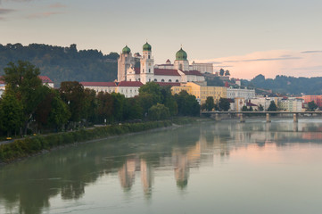 Sunset over Dom St. Stephan, Passau (Germany)