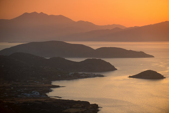 Fototapeta Mirabello at sunset