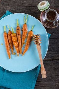 grilled fresh organic carrots with honey glaze