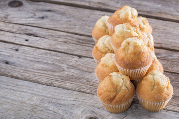 Cupcake pyramid