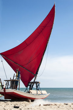 Jangada sulla spiaggia. Fortaleza, Brasile