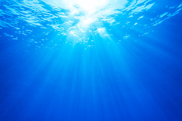 Fototapeta na wymiar Real Ray of light from Underwater