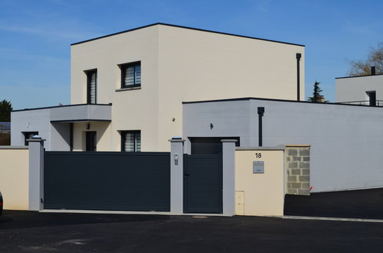 Maison neuve, &agrave; livrer!