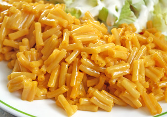 Plate of Macaroni and Cheese with a side salad