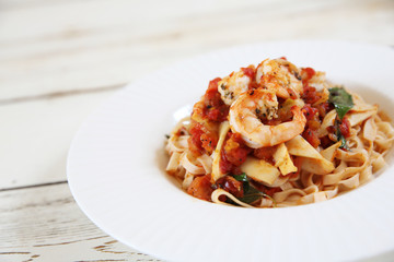 spaghetti with shrimp