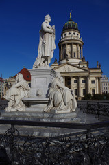 Fototapeta premium franzözischer dom am gendarmenmarkt in berlin