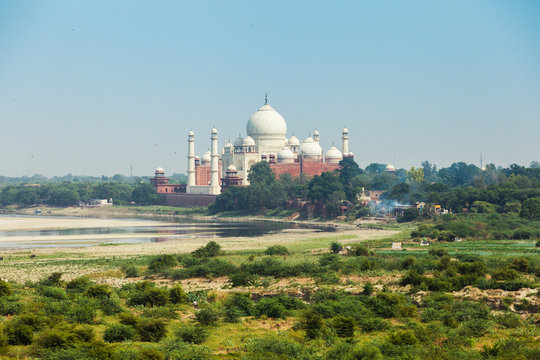 The view of Taj Mahal and Yamuna river from Agra Fort