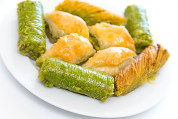 Türkische Baklava mit Tee