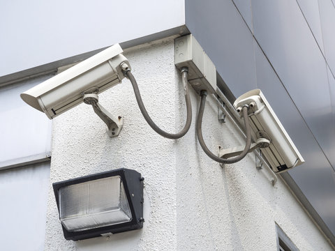 cctv installed outdoor to protect security