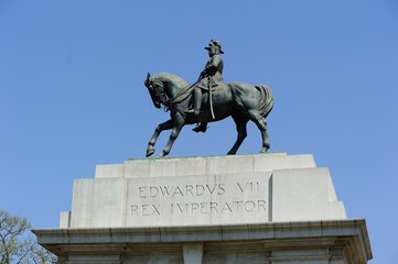Fototapeta na wymiar Denkmal im Victoria Memorial, Kalkutta