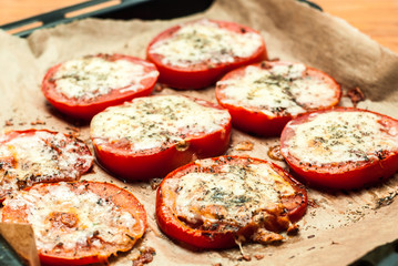 baked tomatoes