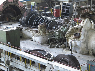 Power generator and steam turbine during repair