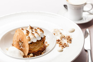 apple cake with meringue
