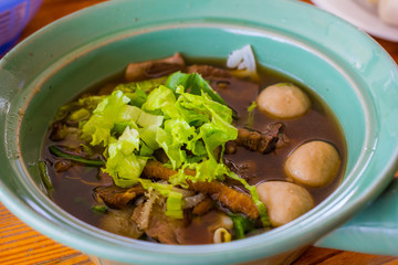 noodles meat and meat ball