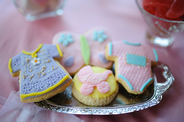 baby shower dessert with delicious sweet cake