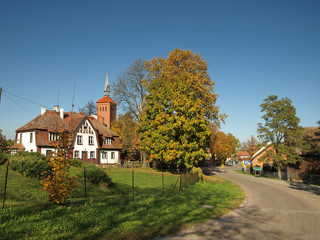 Fototapeta na wymiar village in Poland in autumn