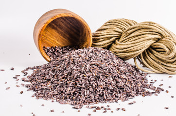 Riceberry in wooden bowl