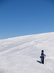 Fototapeta na wymiar Snowboarder in the mountains.