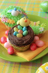 Fototapeta na wymiar Easter cupcakes