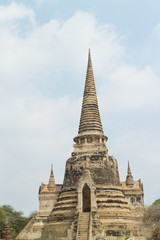 Fototapeta premium the ancient pagoda at Ancient Royal Palace in Ayutthaya