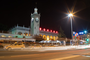 Fototapeta na wymiar Evening view of the train station. Sochi