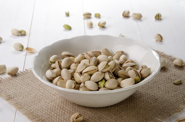 roasted pistachio in a white bowl