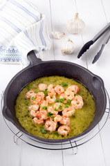scampi with melted butter and parsley