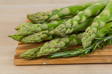 Raw asparagus