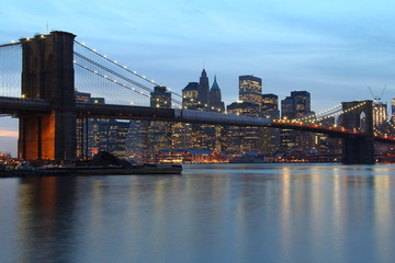 Fototapeta na wymiar new york by night