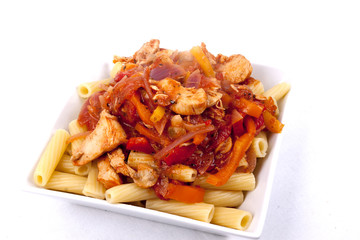 Rigatoni with Chicken Arrabbiata Sauce